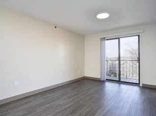 5 Darling St APT 9, Boston, MA 02120