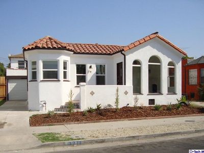 3211 W 30th St, Los Angeles, CA, 90018