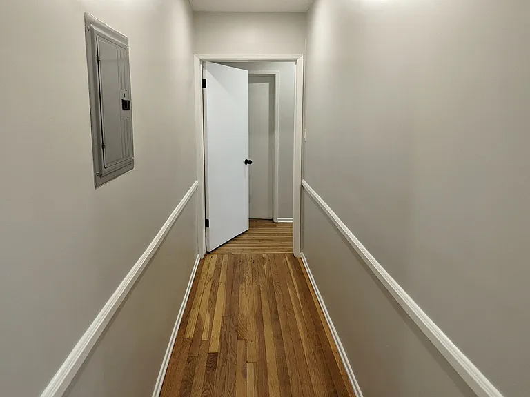 458 S Oakhurst Dr #5 — Photo 15