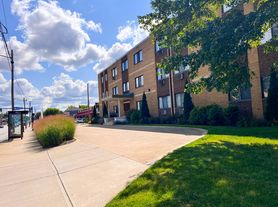 Huntington Green Apartments