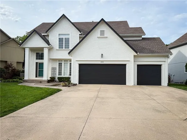 308 NE Hidden Valley Way, Lees Summit, MO 64064