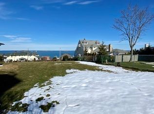 42 Beacon Rd, Hull, MA 02045