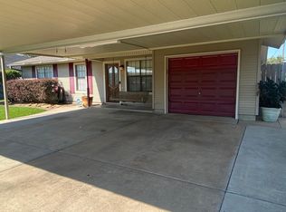 2720 Avenue N, Nederland, TX 77627