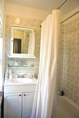 Rented by Veracity NYC LLC | media 16