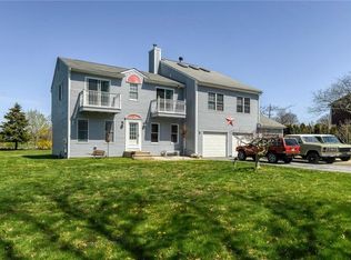 66 Atlantic Dr, Middletown, RI 02842