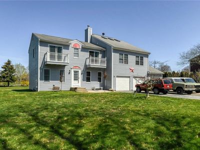 66 Atlantic Dr, Middletown, RI, 02842