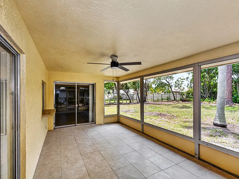 2508 Cardwell Way — Photo 25