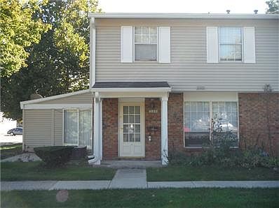 Fantastic 3BR/1.5BA Pike Township condo.  Home features newer paint, carpet, flooring and furnace.  This move in ready home is in a great location located near shopping, restaurants, schools and easy access to highways.