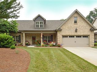 2600 Belwick Village Dr, Winston Salem, NC 27106