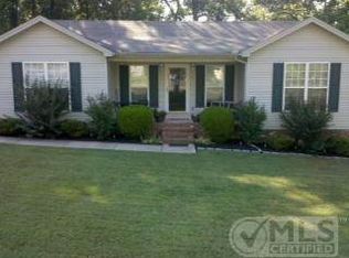 106 Roberts Dr, Shelbyville, TN 37160