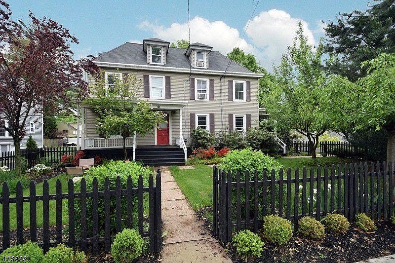 Welcome Home! Exterior of 56A Greenwood