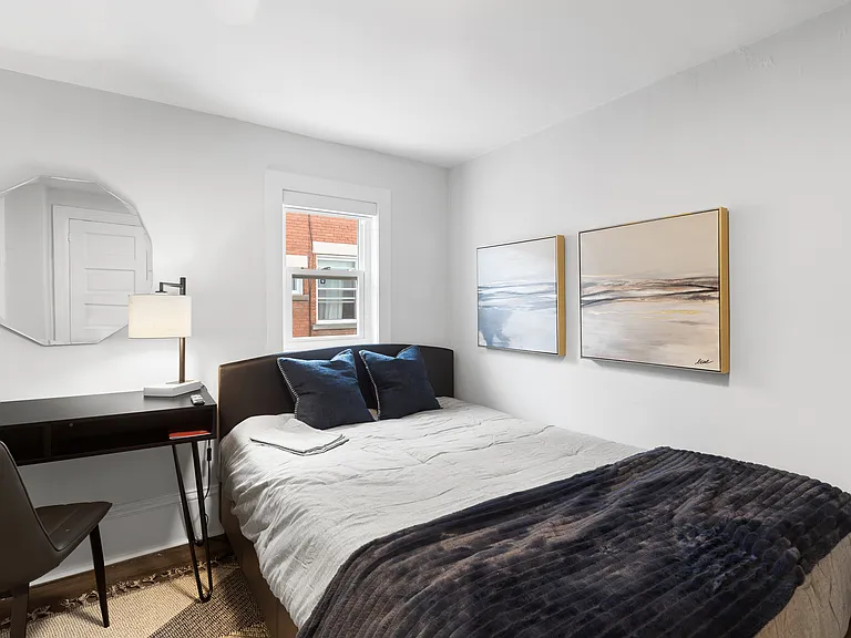 360 Friel St — Photo 42