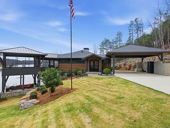 4th image of 303 County Road 378
