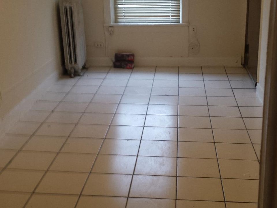 1st image of 16 Van Wagenen St APT 4