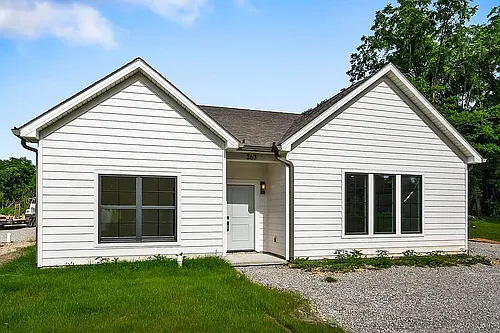 367 S Walnut Ave #367 Photo 1