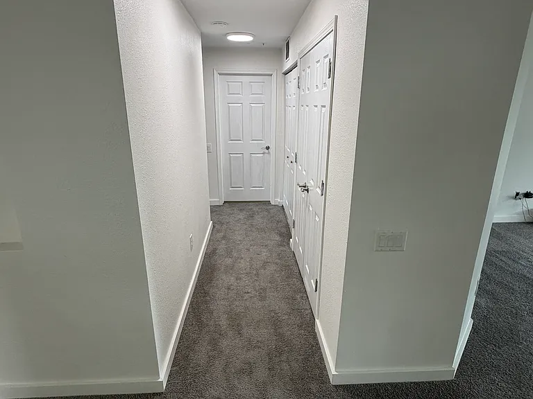 2096 Kings Palace Dr — Photo 14