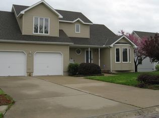 1205 Cambridge Dr, Warrensburg, MO 64093