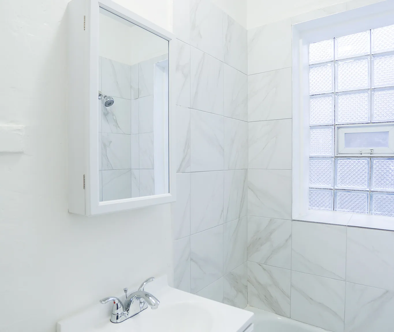 Studio, 425 sqft, $1,350 — Photo 4