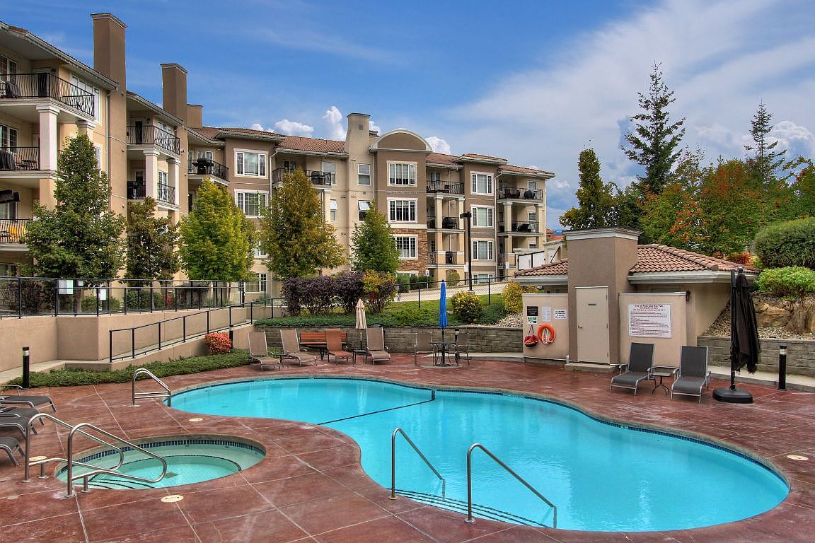 3178 Via Centrale Dr #2211