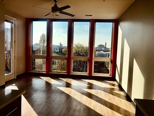 East Terrace Apartments - 401 Photo 1