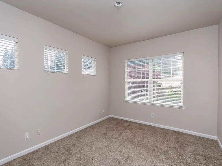 9925 Villa Granito Ln — Photo 23