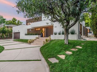 1155 Arden Rd, Pasadena, CA 91106