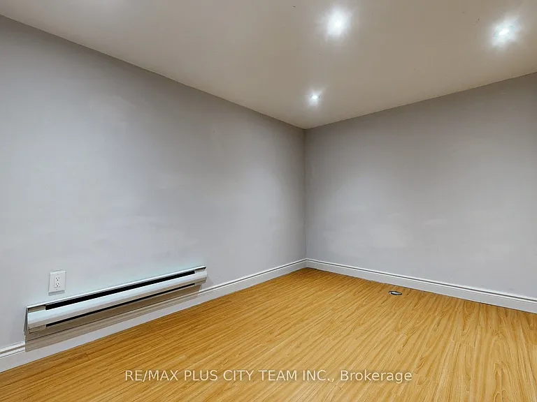 50 Darras Ct — Photo 27