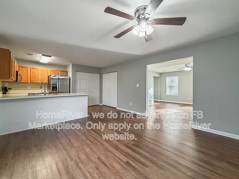 455 Patchen Dr — Photo 8