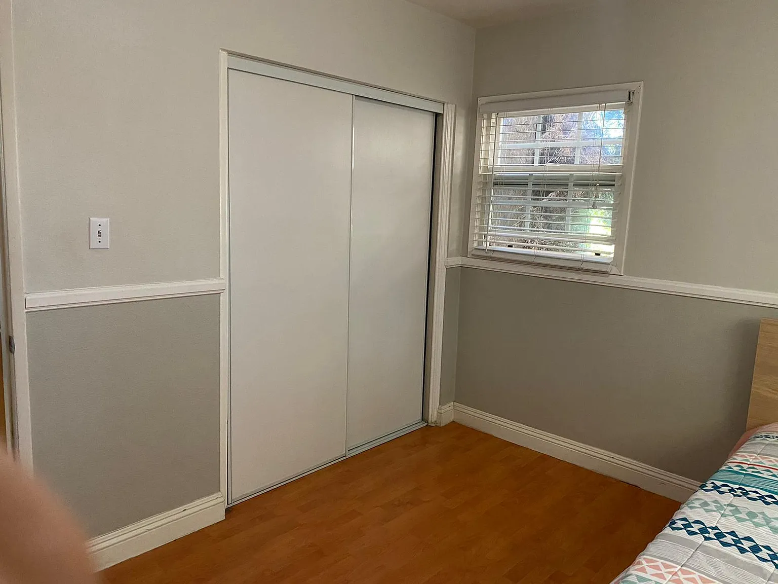 117 E Campus View Drive — Photo 2