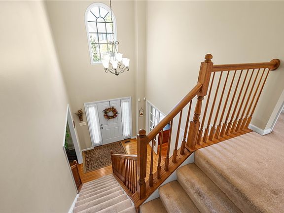 5th image of 7055 Highland Creek Dr