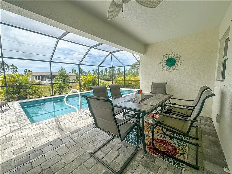 11707 Willmington Blvd — Photo 29