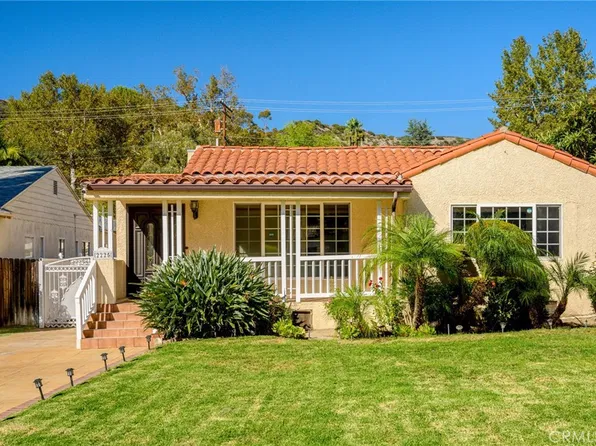 2225 E Glenoaks Blvd, Glendale, CA 91206