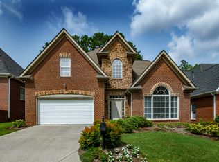 8111 Crimson Tree Ln, Knoxville, TN 37919