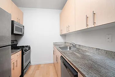 Rented by Waldstar Real Estate LLC