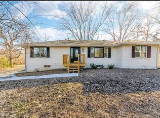 2702 N Pass Rd, Saint Joseph, MO 64503