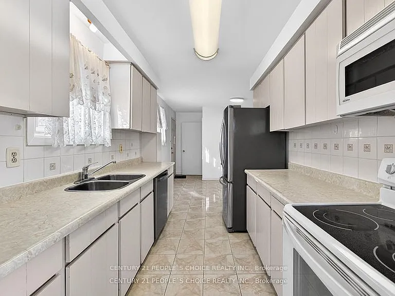 3404 Monica Dr — Photo 10