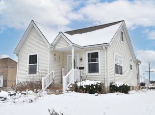 560 West Chestnut STREET, Port Washington, WI 53074