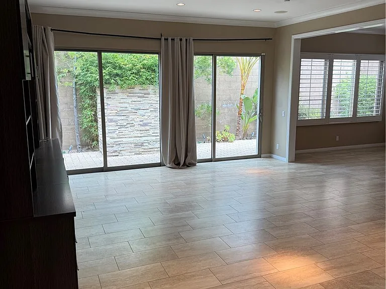 63 Gardenhouse Way — Photo 4