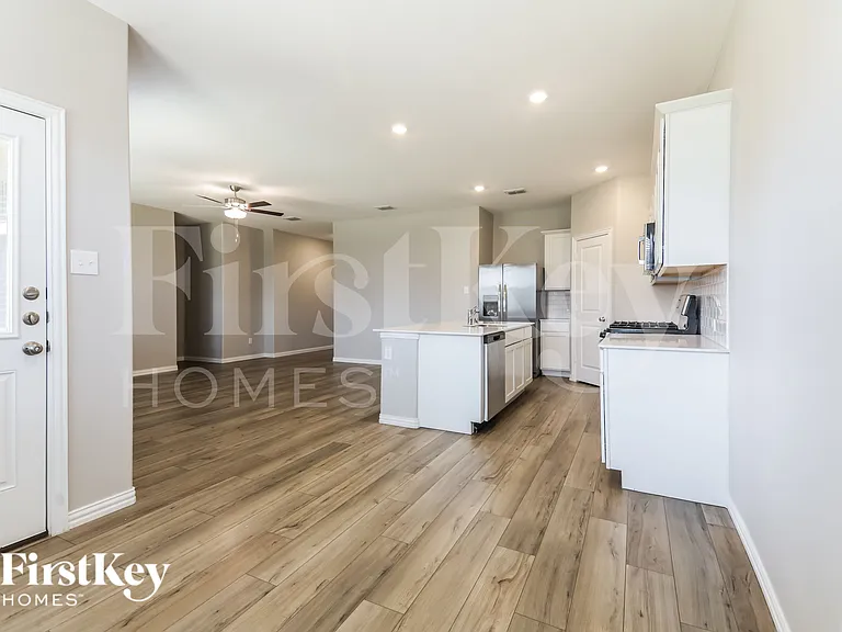 2304 O'Keefe Dr — Photo 8
