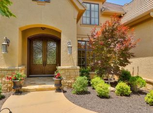 11324 W 160th St, Overland Park, KS 66062