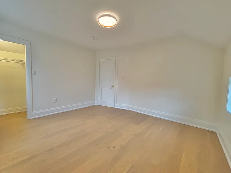 24 Ashley St — Photo 30