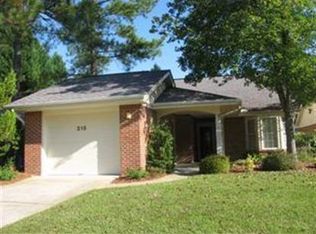 215 Pinehurst Trace Dr, Pinehurst, NC 28374