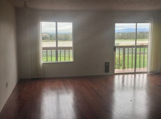 2102 E 5th St, Vancouver, WA 98661