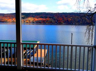 16002 W Lake Rd, Branchport, NY 14418