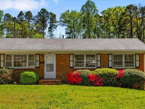 2115 Carpenter St, Greensboro, NC 27403