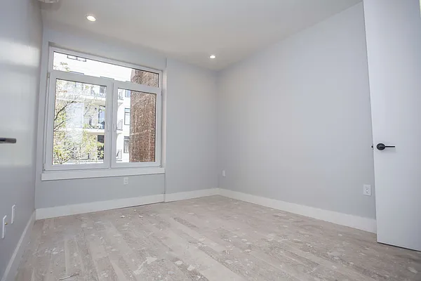 Rented by Nooklyn NYC LLC | media 11