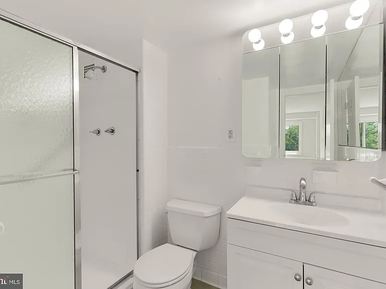 4201 Cathedral Ave NW #1405W — Photo 24