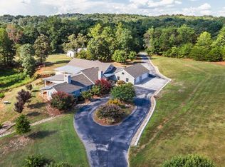 805 Marble Hill Rd, Friendsville, TN 37737