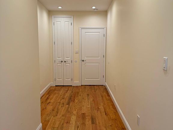 4th image of 645 Saint Marks Ave #3D