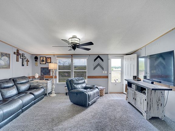 4th image of 373 Eubanks Rd